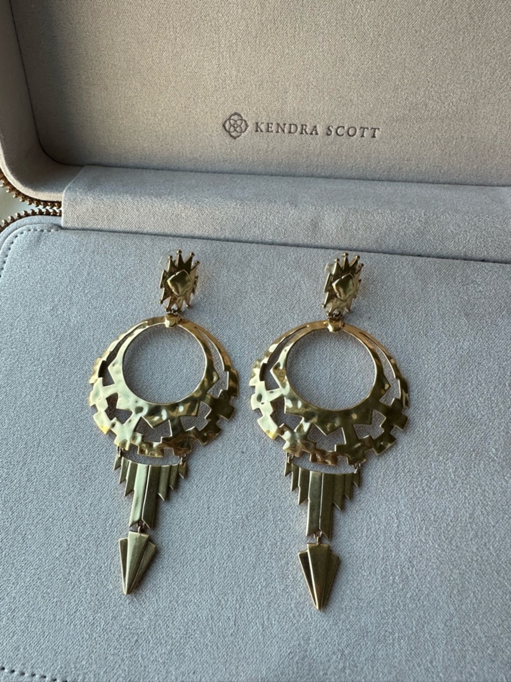 Kendra Scott Vintage Gold Statement Drop Earrings